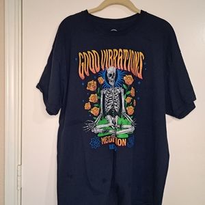 Good Vibrations Meditation Retreat Tee (XL, Blue)